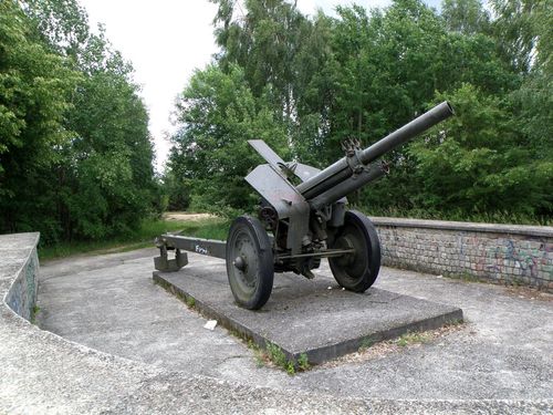 122 mm howitzer M1938 (M-30) Zdbice