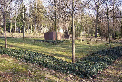 Mass Grave German Civilian Casualties