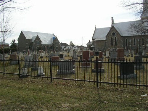 Oorlogsgraven van het Gemenebest St. James Cemetery