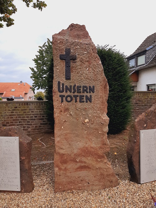 War Memorial Langendorf #4