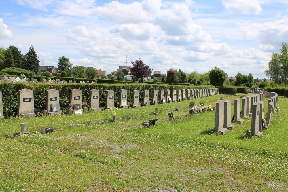 Belgian Graves Veterans Chtelineau Cimetire de la Floche #2