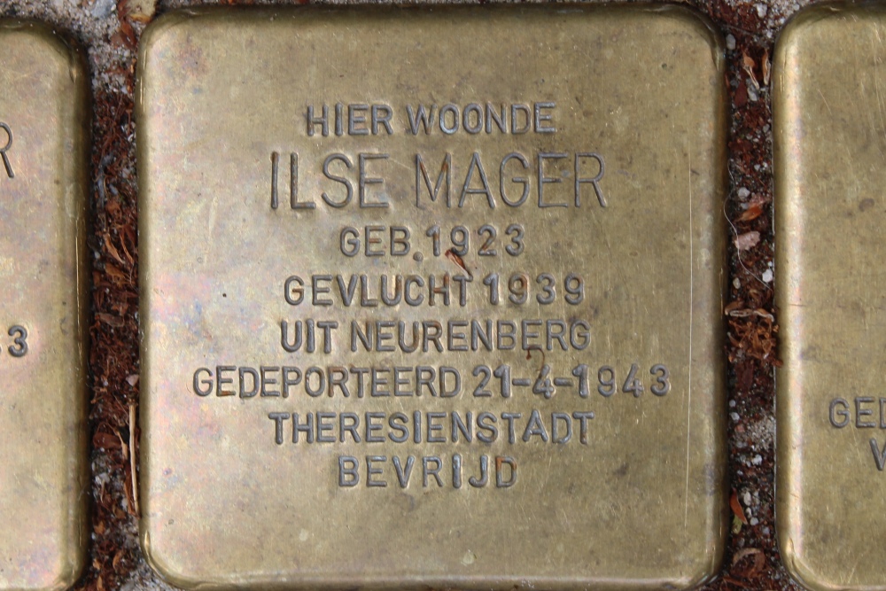 Stolpersteine Maasstraat 104 #3