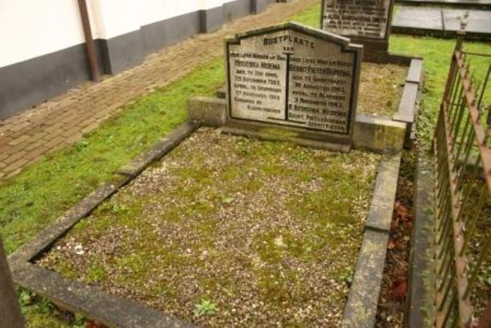 Nederlandse Oorlogsgraven N.H. Begraafplaats