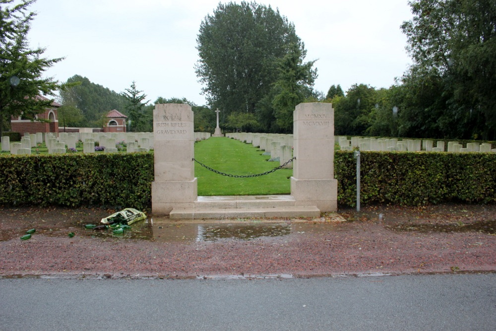 Oorlogsbegraafplaats van het Gemenebest Royal Irish Rifles