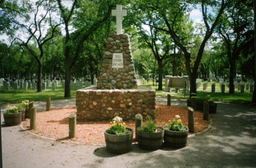 Canadese Oorlogsgraven Woodlawn Cemetery