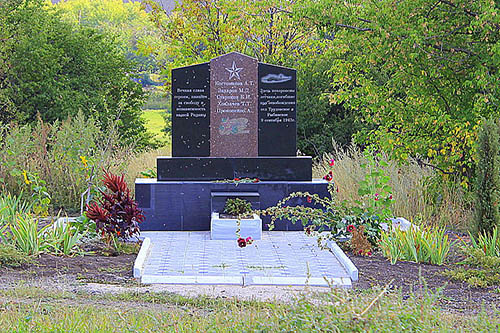 Collective Grave Russian Airmen