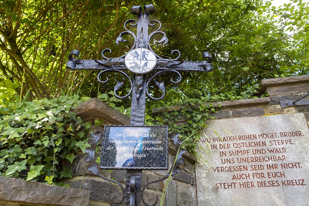 Memorial Cross Heppingen #4