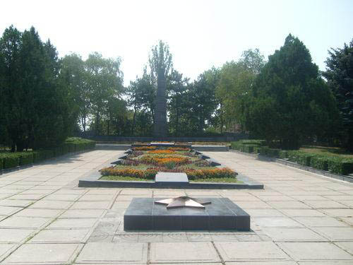 Soviet War Cemetery Bender
