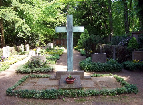 Memorial Victims Bombardment 13 February 1945