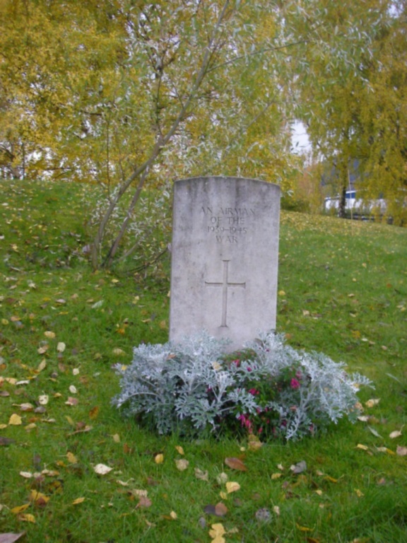 Oorlogsgraven van het Gemenebest Andalsnes Kerkhof