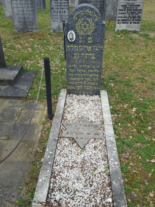 Polish War Grave Vrachelse Heide Oosterhout