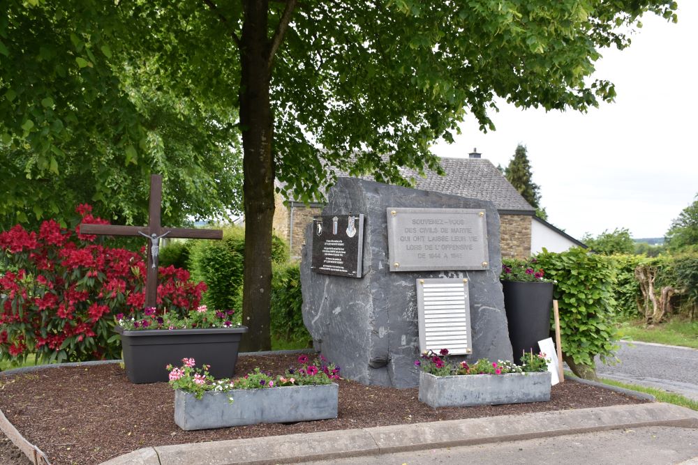 Monument 327th Glider Infantry Regiment