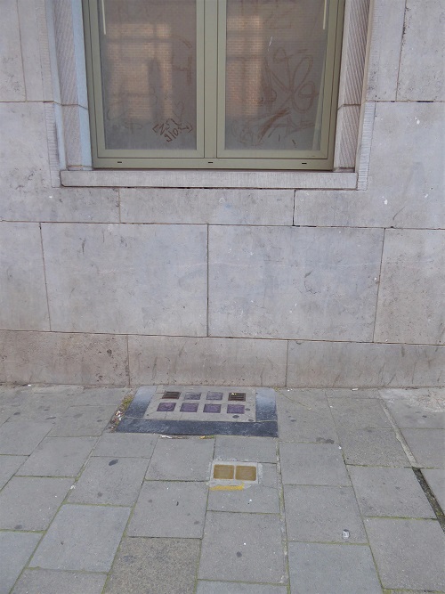 Stolpersteine Bogaardenstraat 48 #4