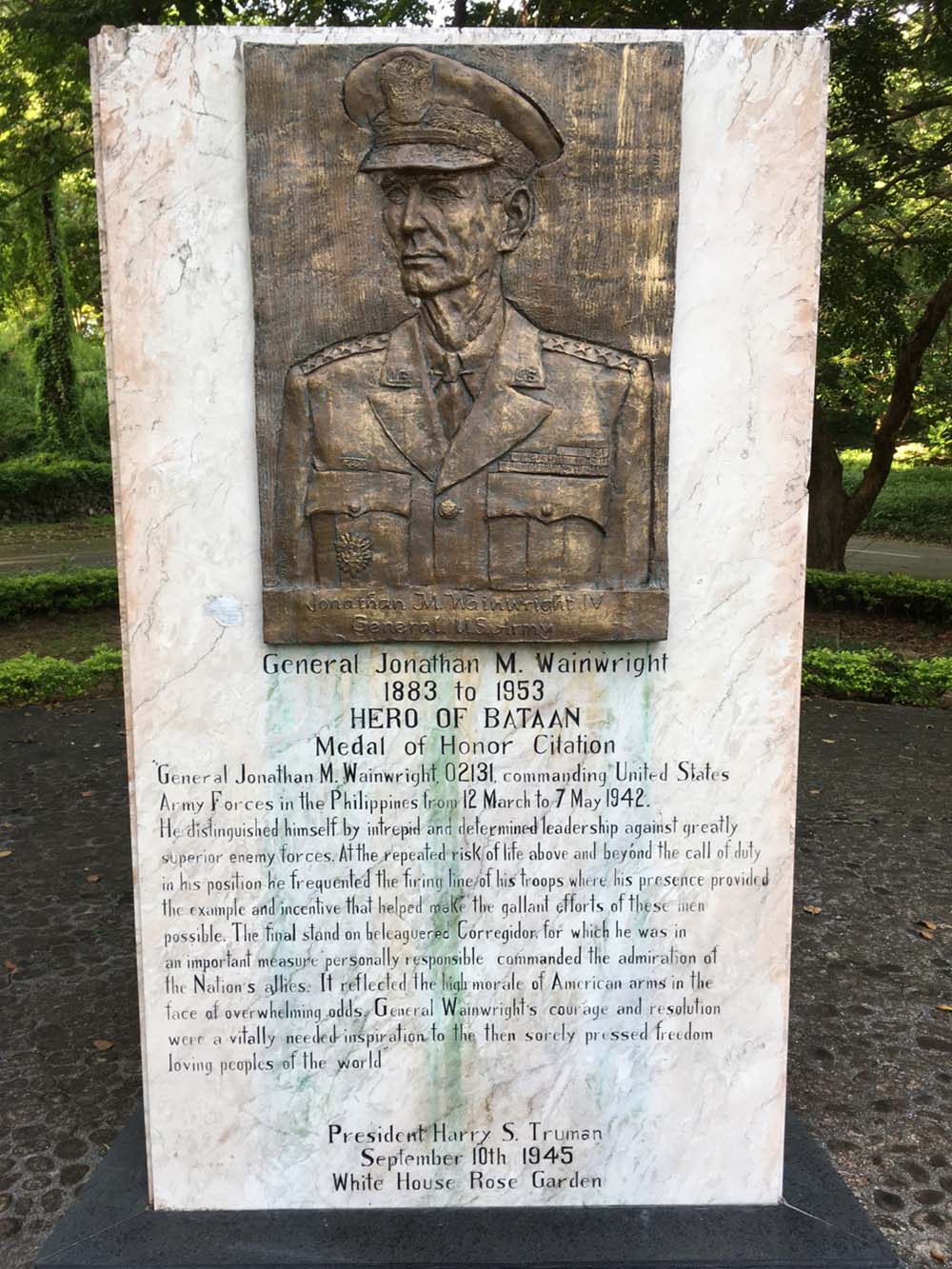 Monument General Jonathan Wainwright