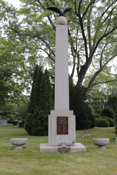 Oorlogsmonument Rose Hill Cemetery Akron #2