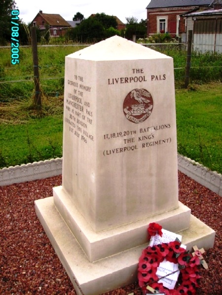 Memorial Liverpool and Manchester Pals