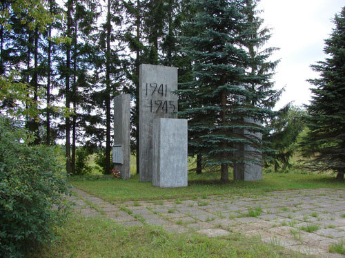 Mass Grave Soviet Soldiers Brigi