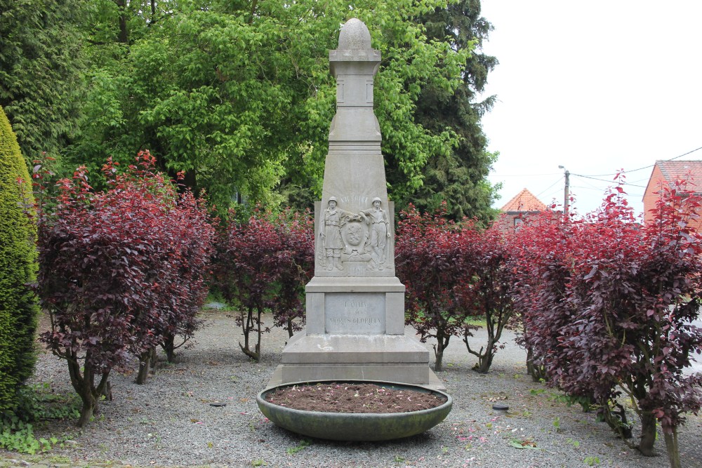 War Memorial Lamain