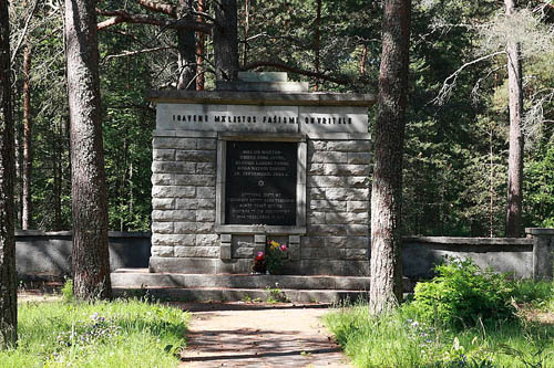Begraafplaats Slachtoffers Nationaal-Socialisme Keila Vald