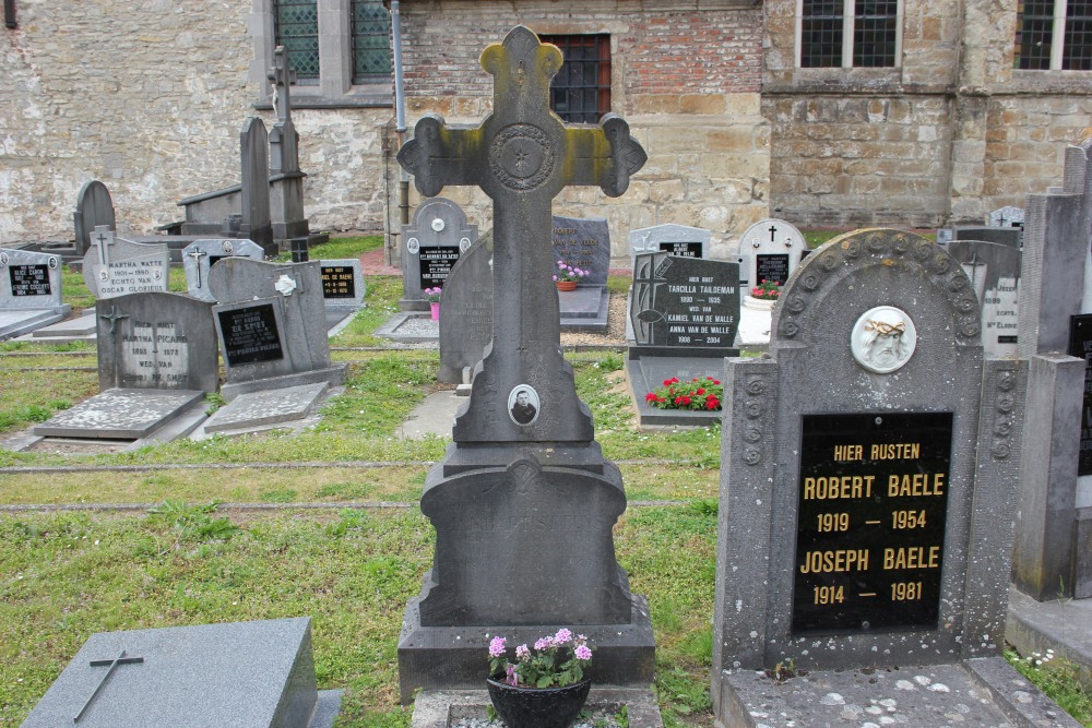 Belgian War Grave Paulatem