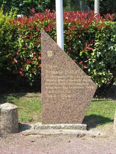 Monument Brigade Piron Varaville