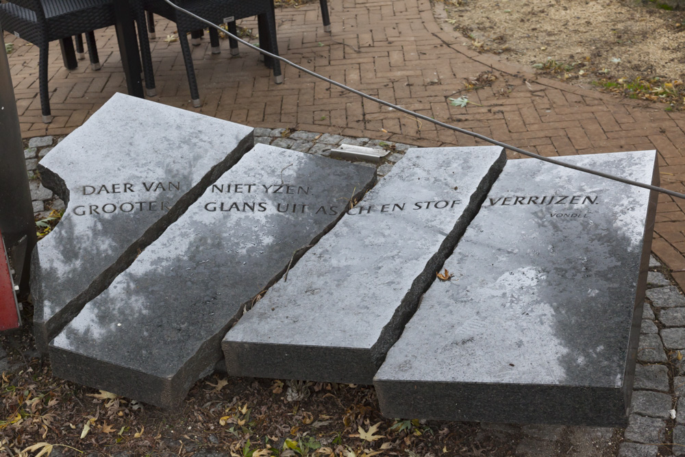 War Memorial Rhenen #4