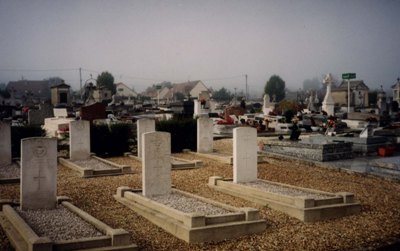 Oorlogsgraven van het Gemenebest Vernon
