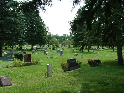 Commonwealth War Grave Greenwood Cemetery