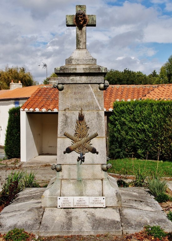 War Memorial La Chapelle-Achard