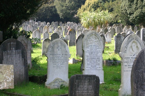 Commonwealth War Graves Salcombe Cemetery