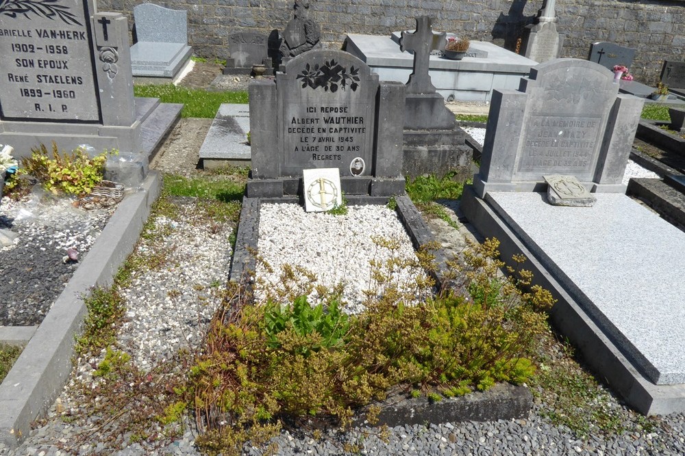 Belgian War Graves Treignes