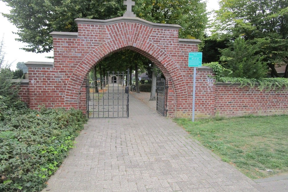 War Memorial Heinsberg-Karken Cemetery