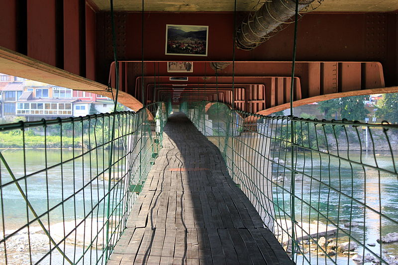 Suspension Bridge Gorade