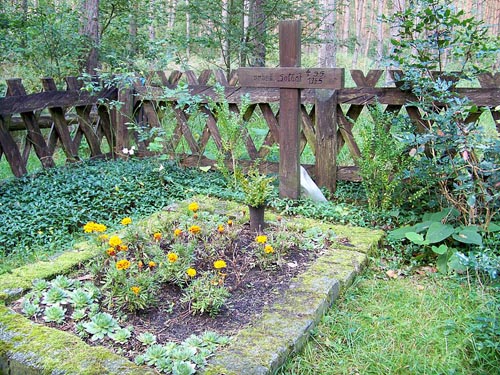 Field Grave German Soldier Battaune