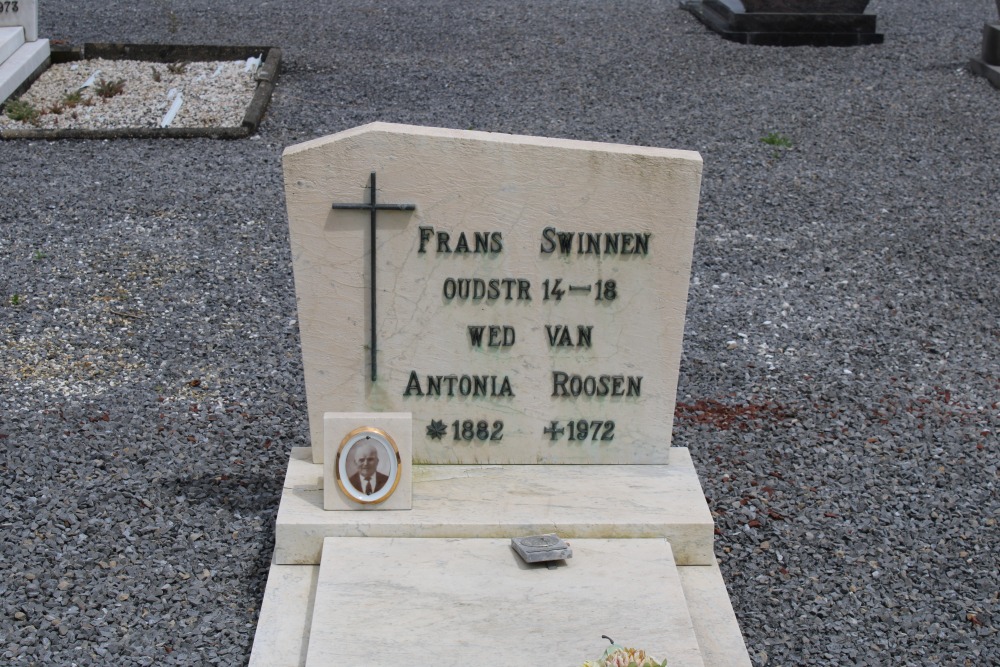 Belgian Graves Veterans Geetbets Cemetery
