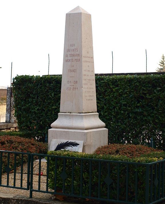 Oorlogsmonument Domarin #1