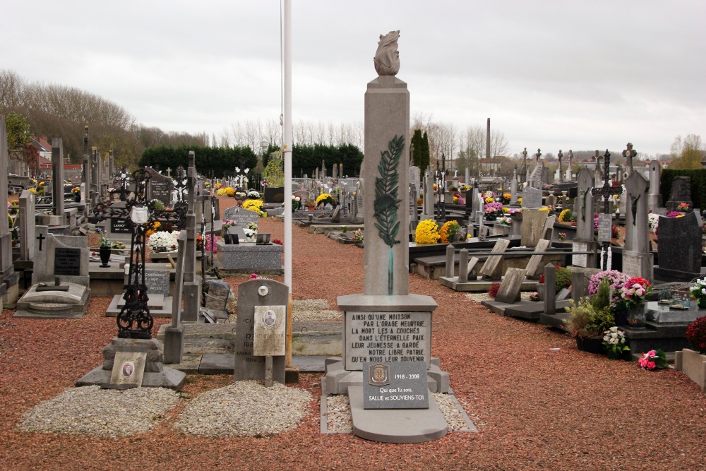 War Memorial Cemetery Comines