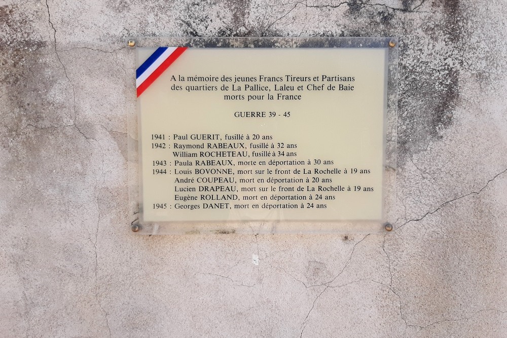 Gedenkteken Begraafplaats La Rochelle #3