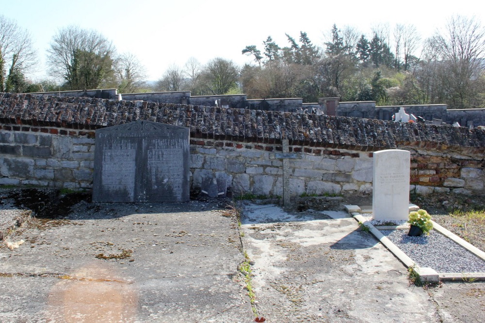 French War Graves Ampsin