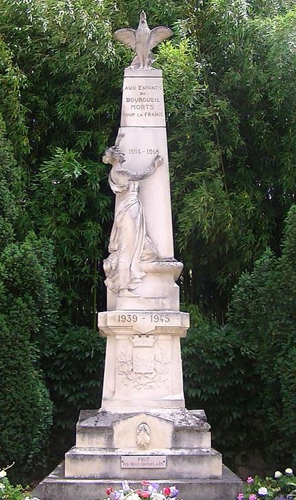 War Memorial Bourgueil