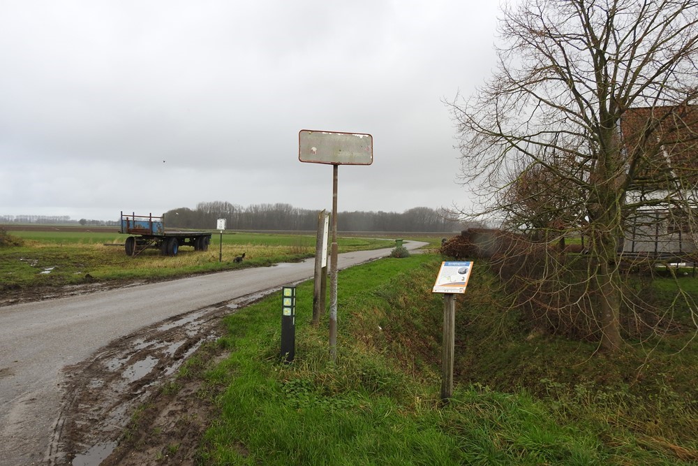 Sign Liberation Route Molendijk/Gaete