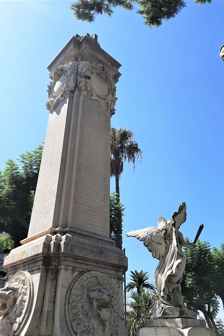 Oorlogsmonument Sorrento #4