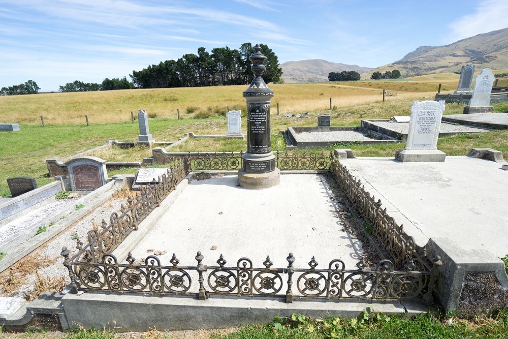 Oorlogsgraf van het Gemenebest Drybread Cemetery