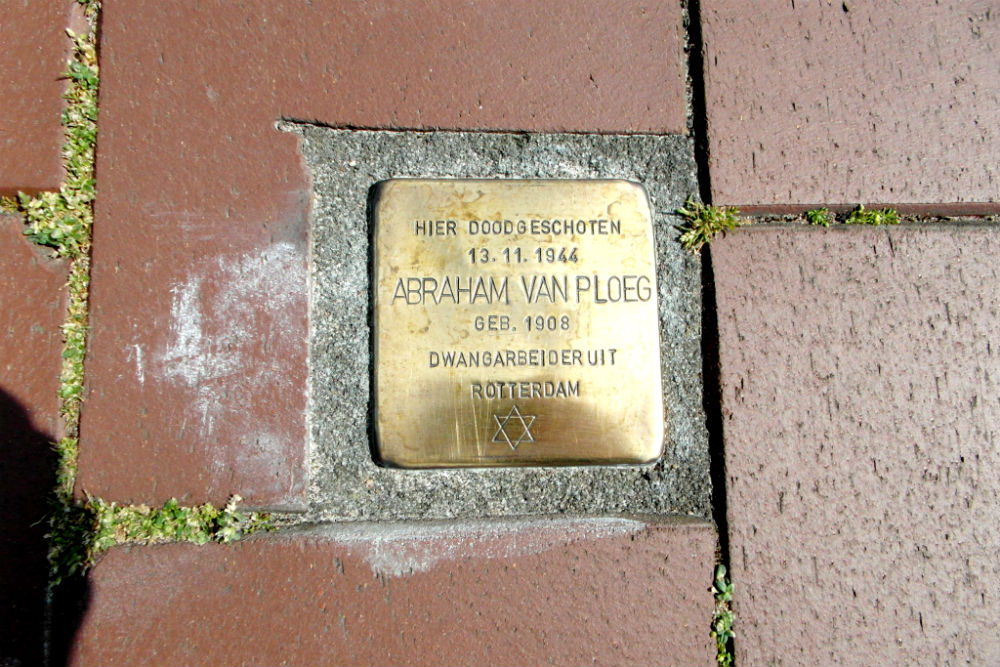 Stumbling Stone IJsselkade/Van Heutzplein