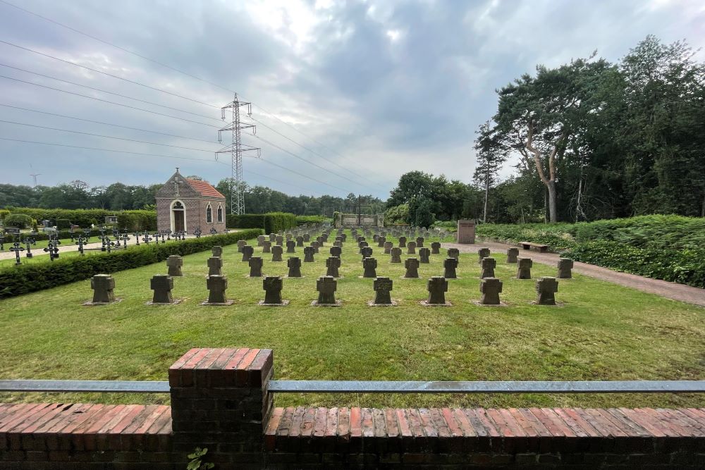 War Cemetery Neuenkirchen St Arnold
