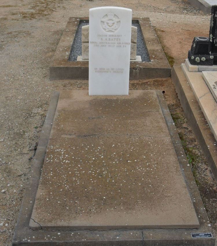 Commonwealth War Grave Lameroo Cemetery