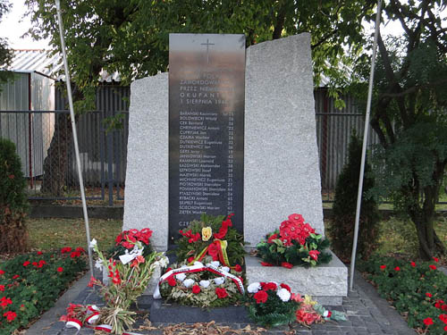 Monument Slachtoffers Eerste Dag Warschau Opstand