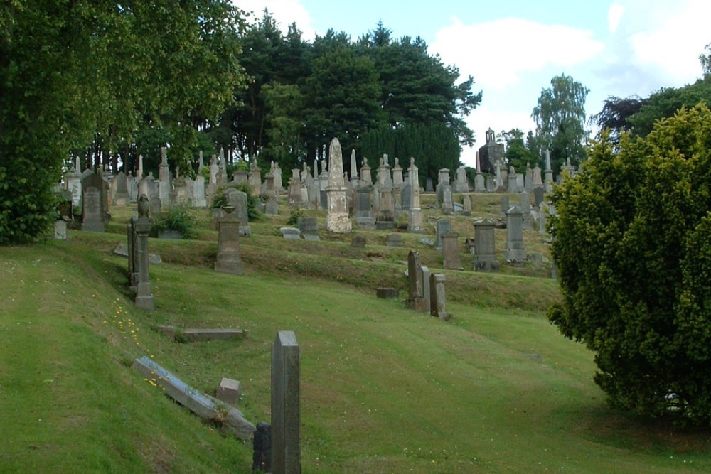Commonwealth War Graves Old Aisle Cemetery