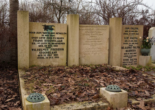 Dutch War Graves Zorgvlied Cemetery