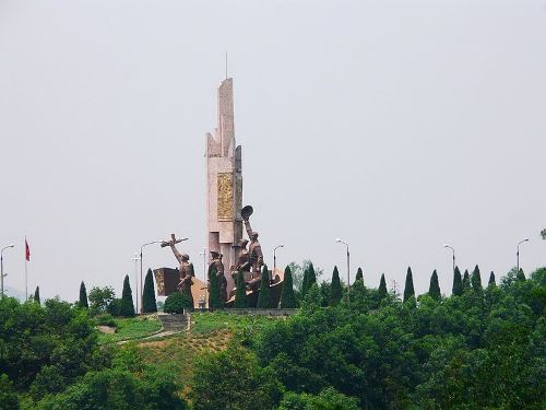 Monument Overwinning van Noord-Vietnam Song Lo